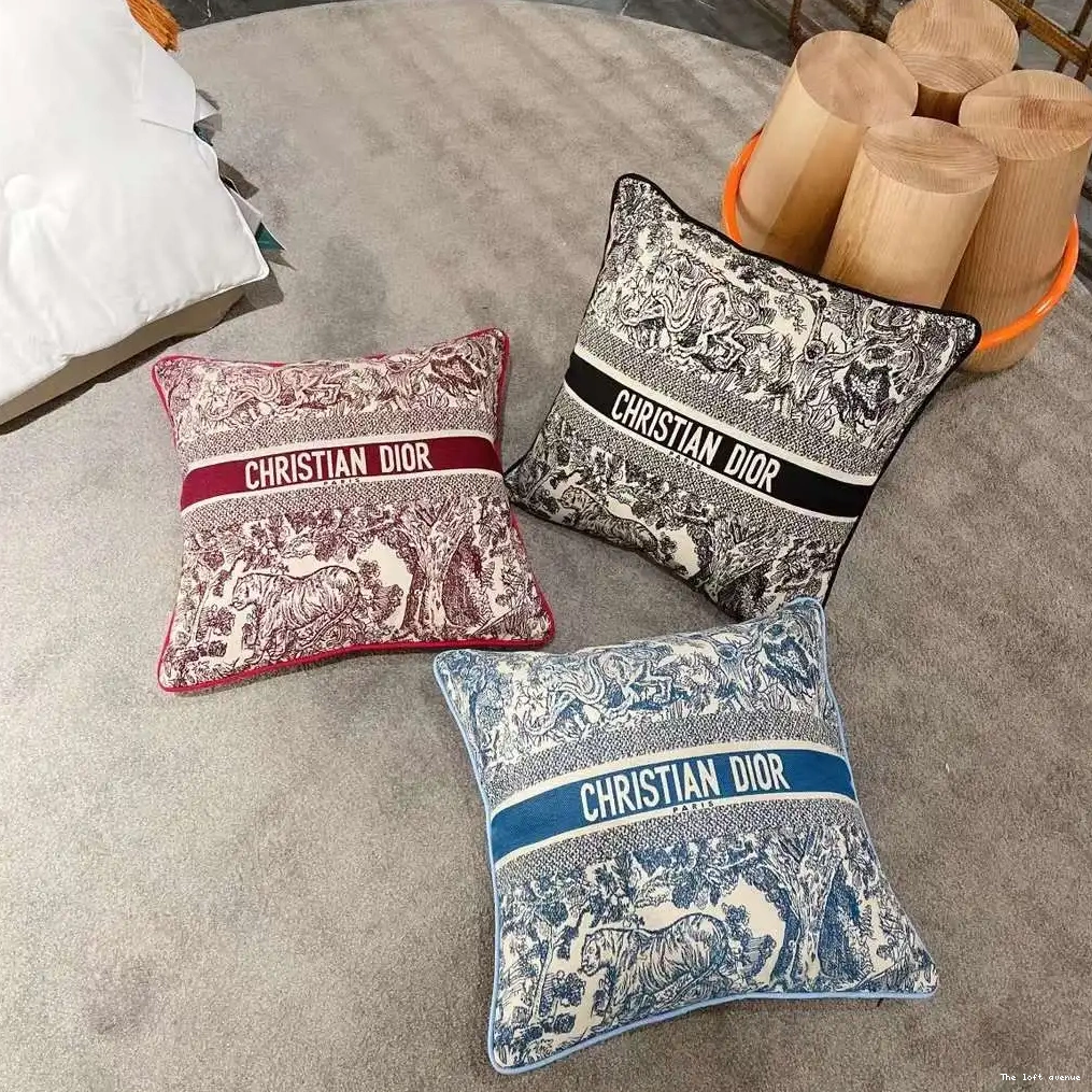 2.0 THROW PILLOW CHRISTIAN 0527